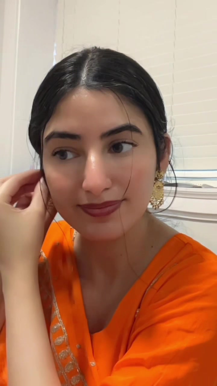 @Gur_Amn_Khaira