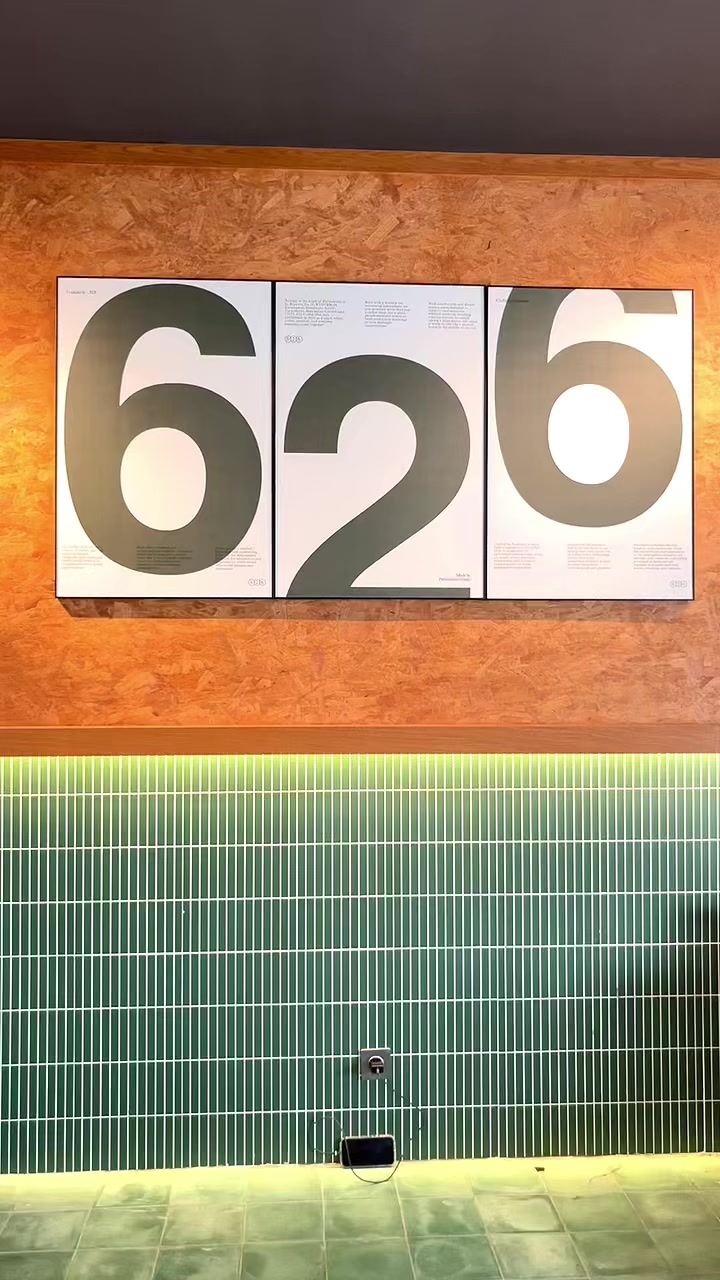 @d i n n a a a a