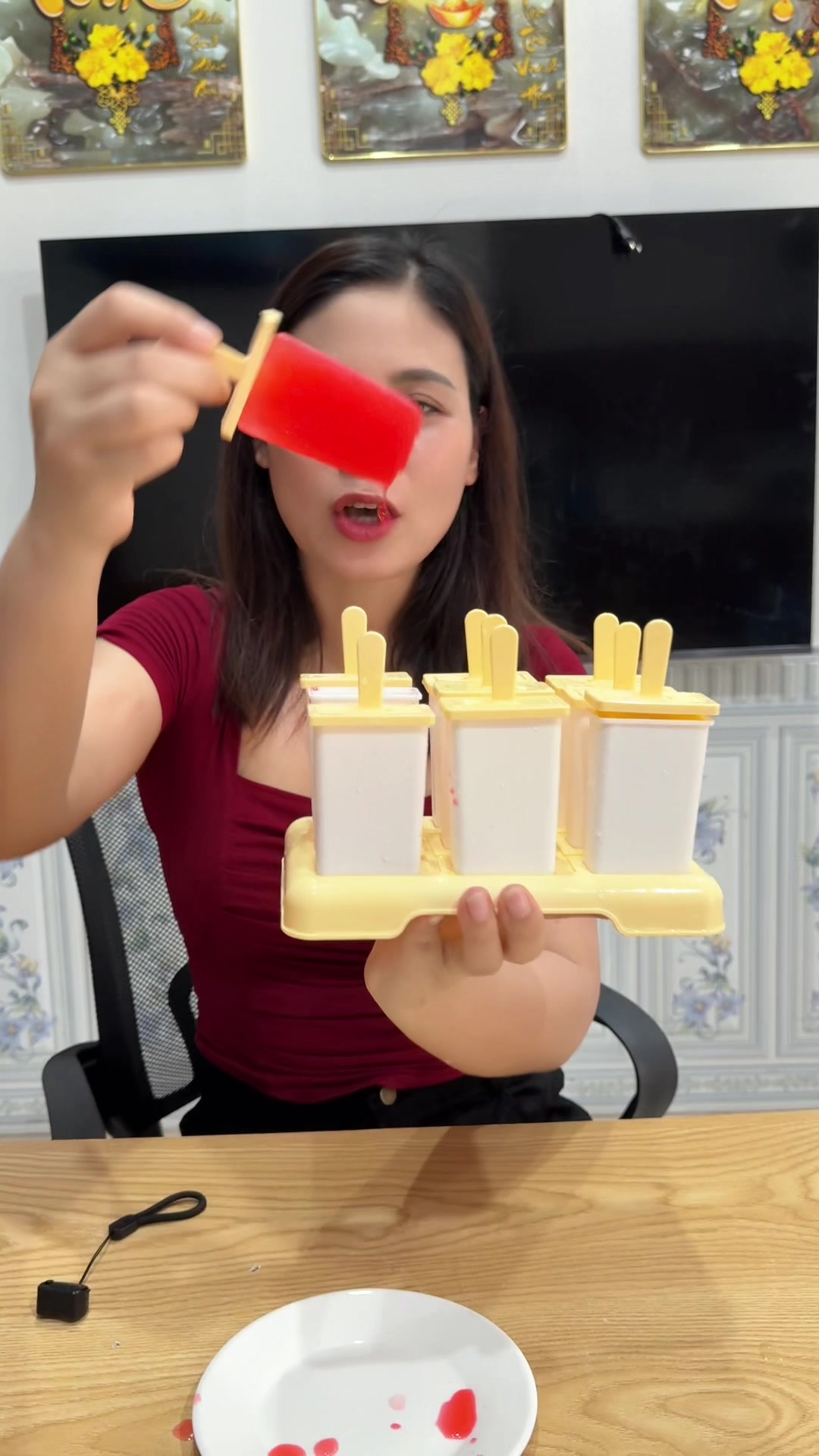 @Li&ecirc;n m&egrave;o n&egrave;