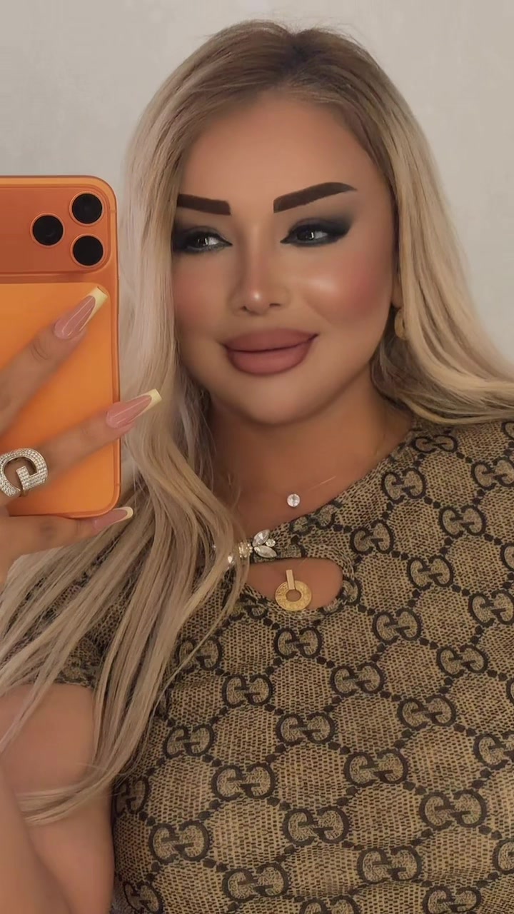 @G&uuml;nay Məhərrəmova