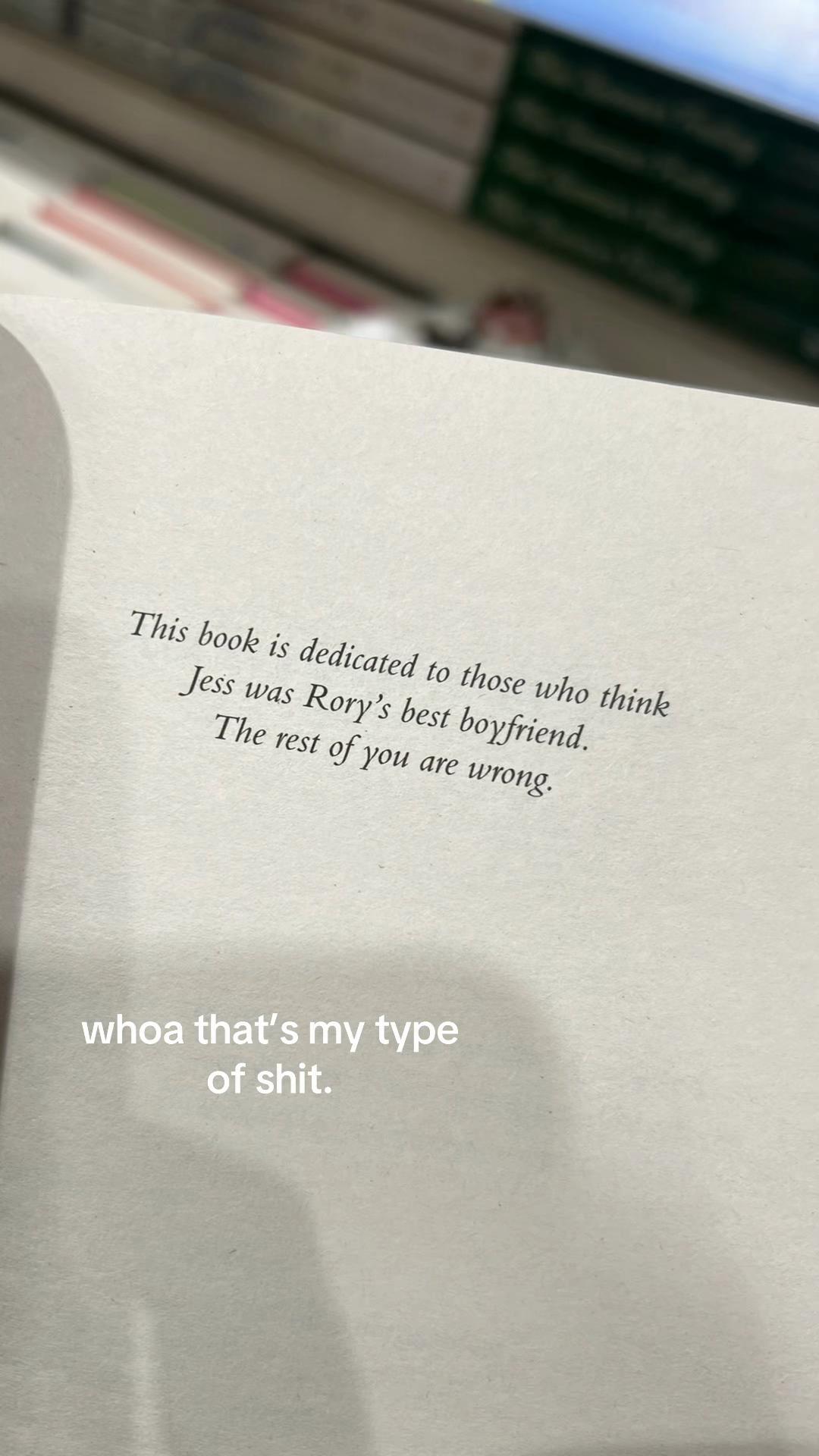 @⋆。° 𝜗𝜚˚。⋆
