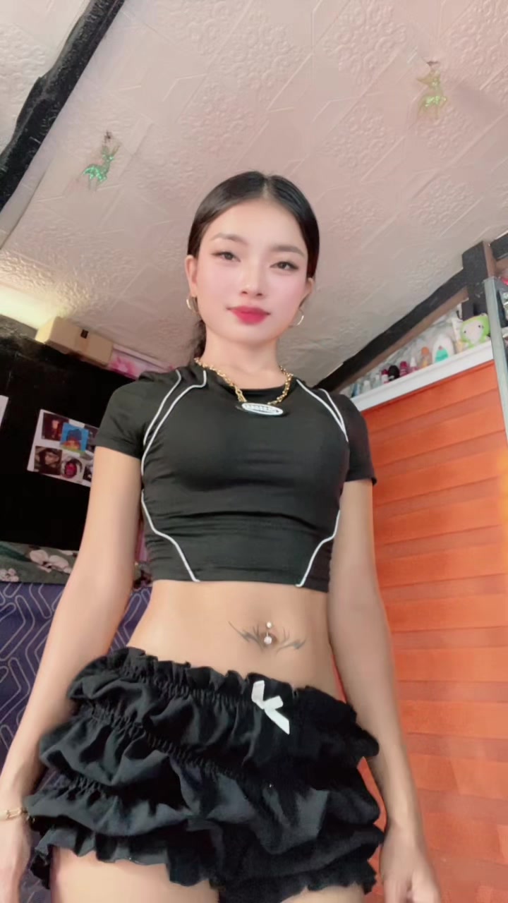 @itzzmeelesssliiii