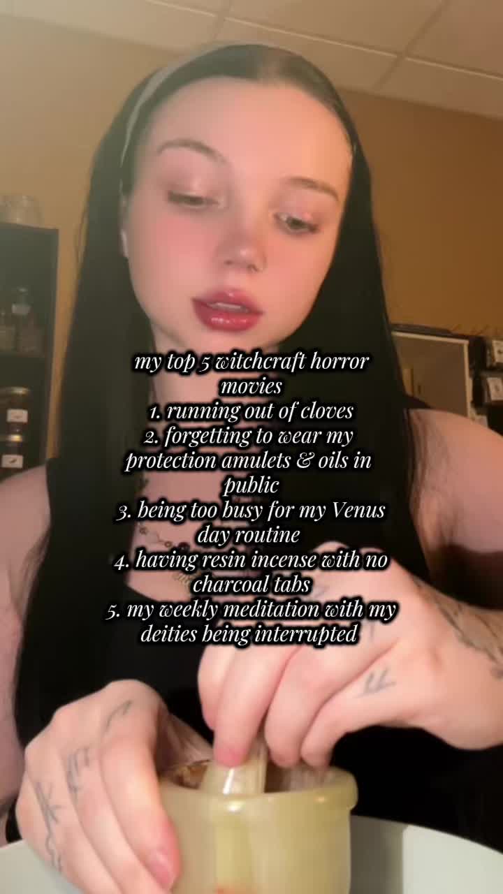 @Autumn,The Baked Witch 🏛️🏺