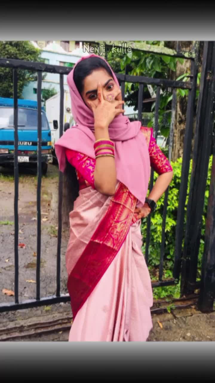 @Divya😻Crazy Girl💫