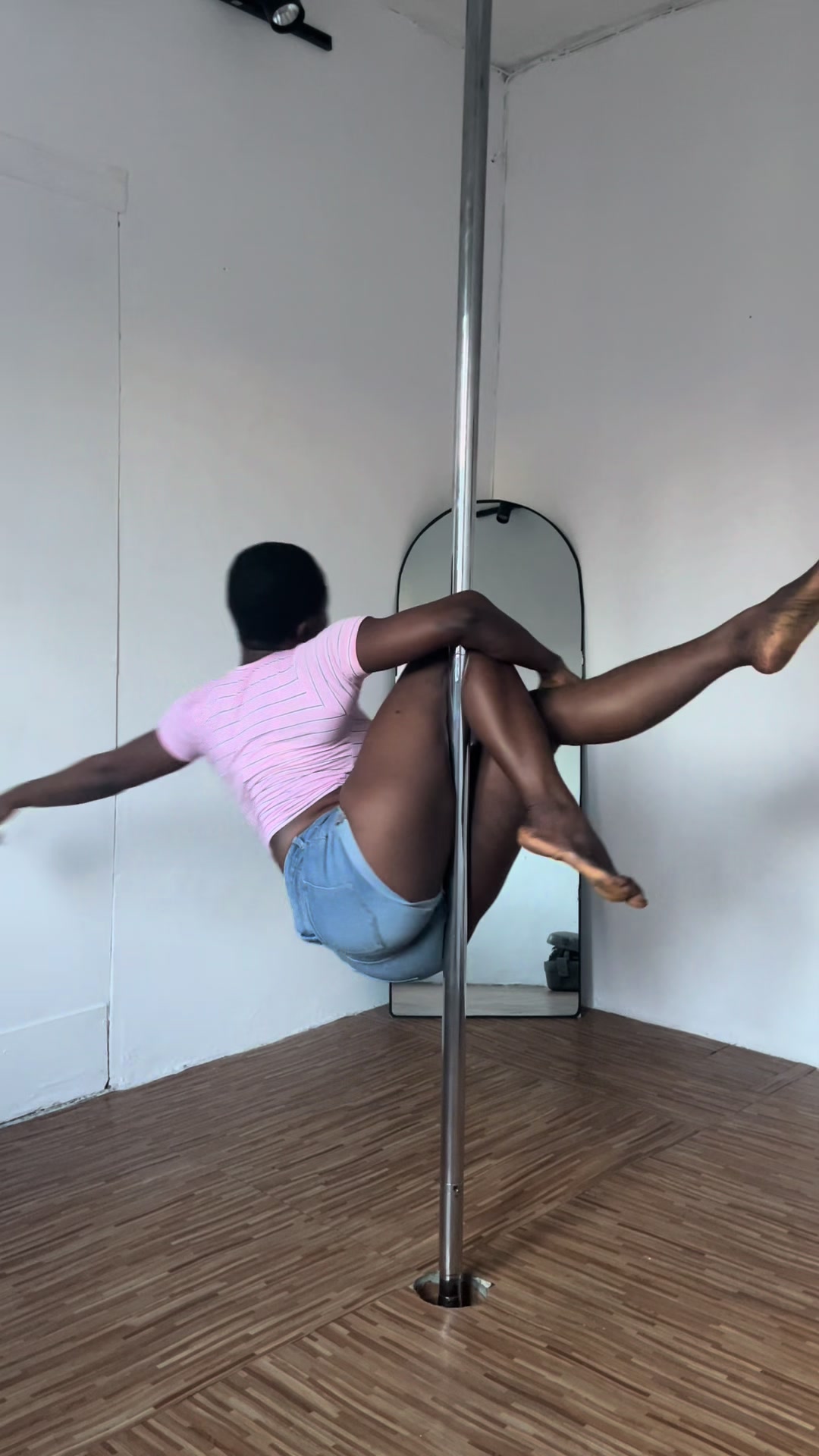 @Briana | Pole Artist 🇳🇬