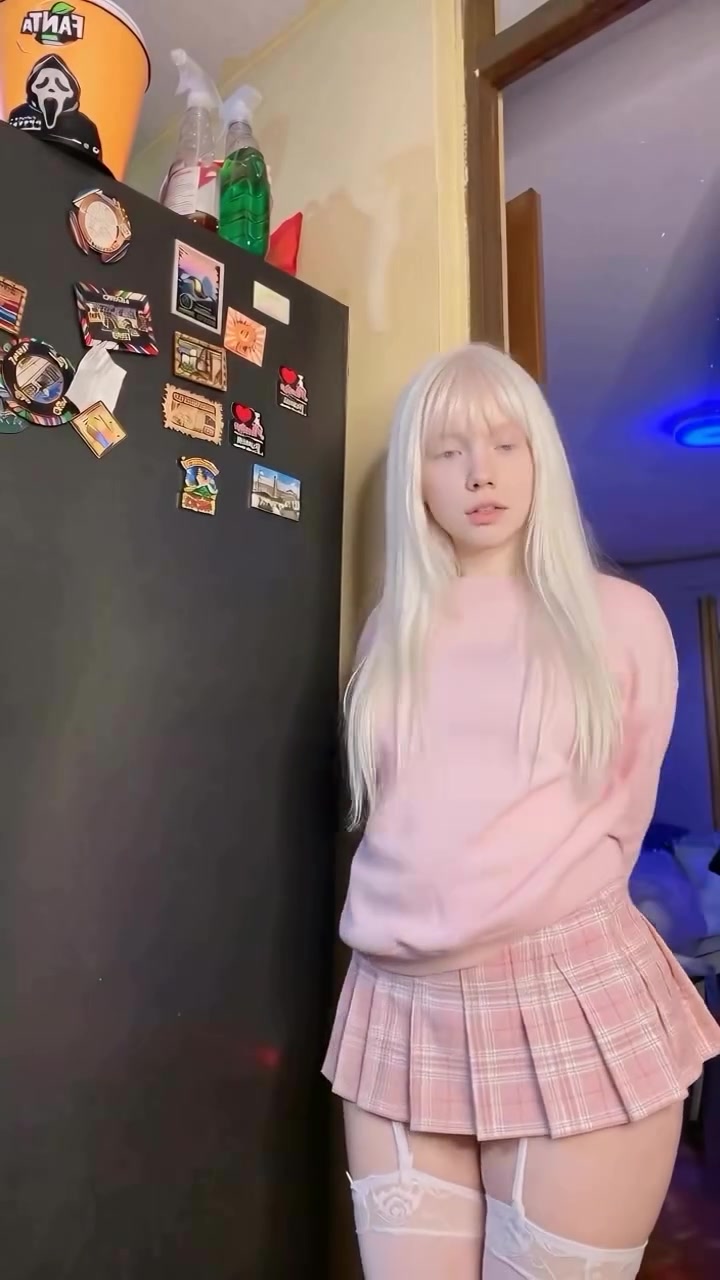 @_alinaviktoria