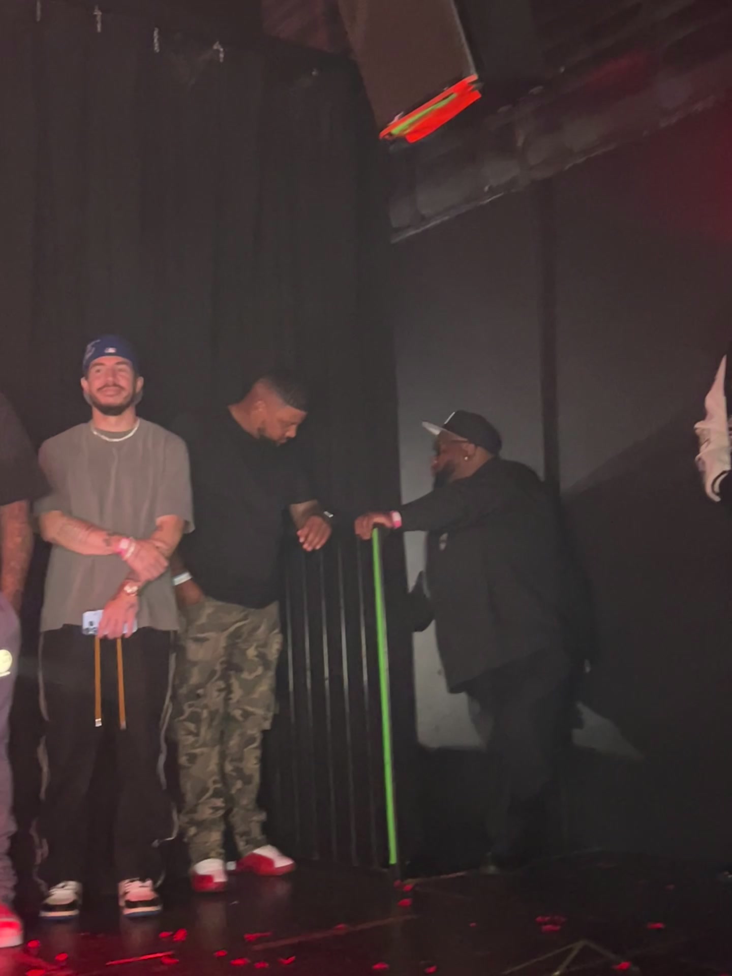 @theelovelymo
