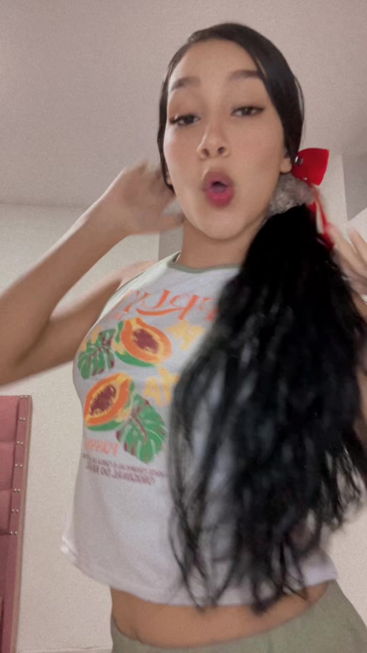 @Hayley_fonseca