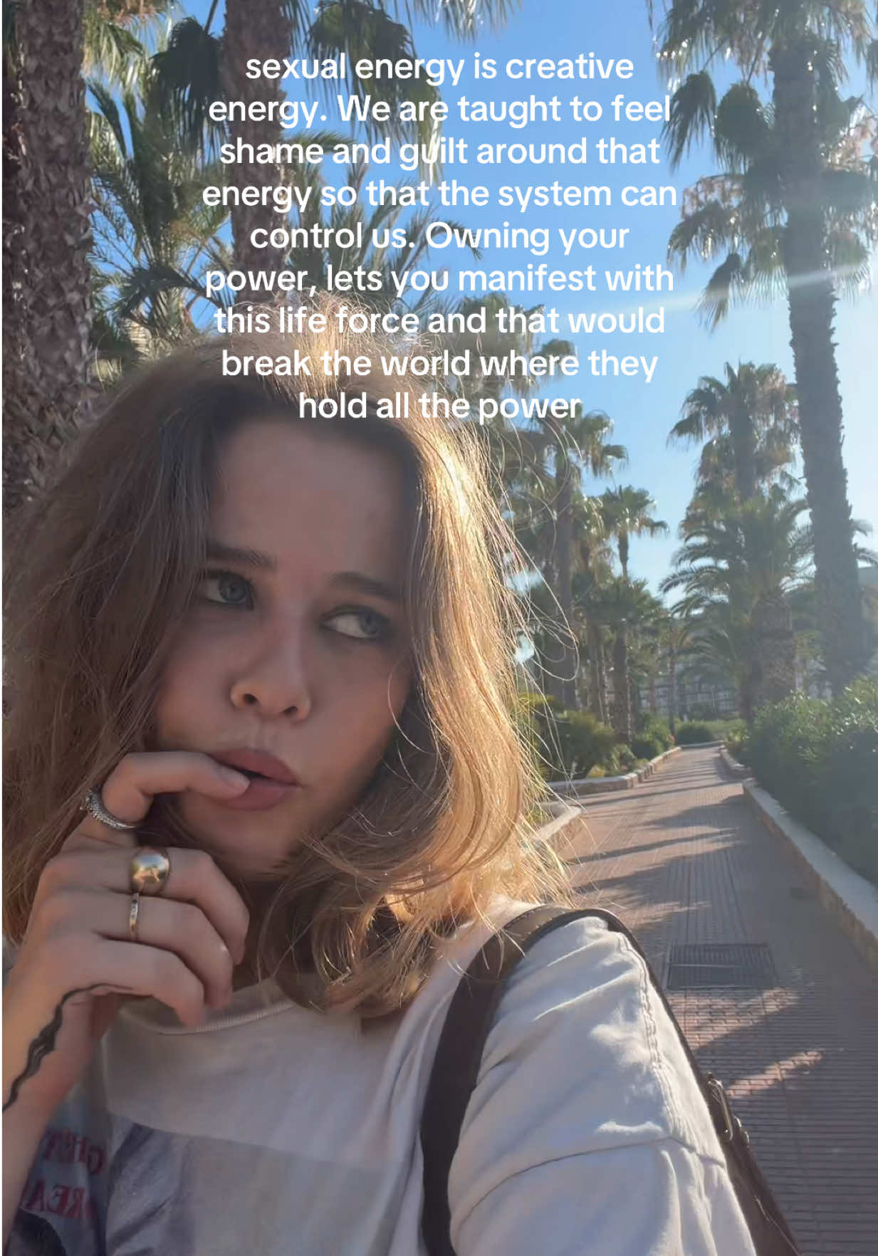 @ANNA8ELLE