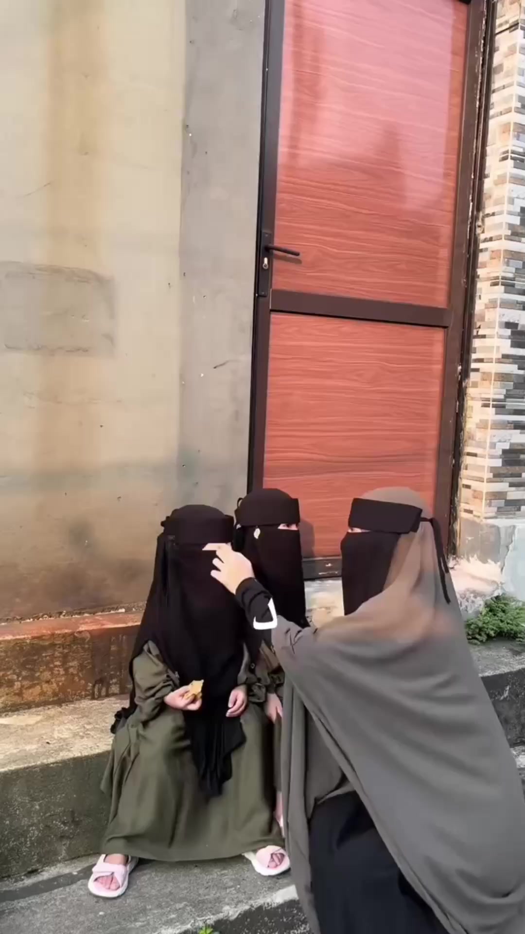 @zahra