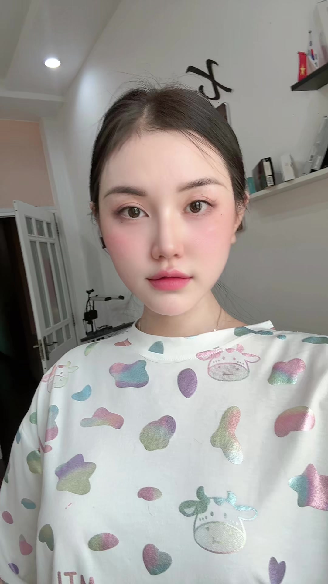 @Xinh Xinh Beauty & Academy