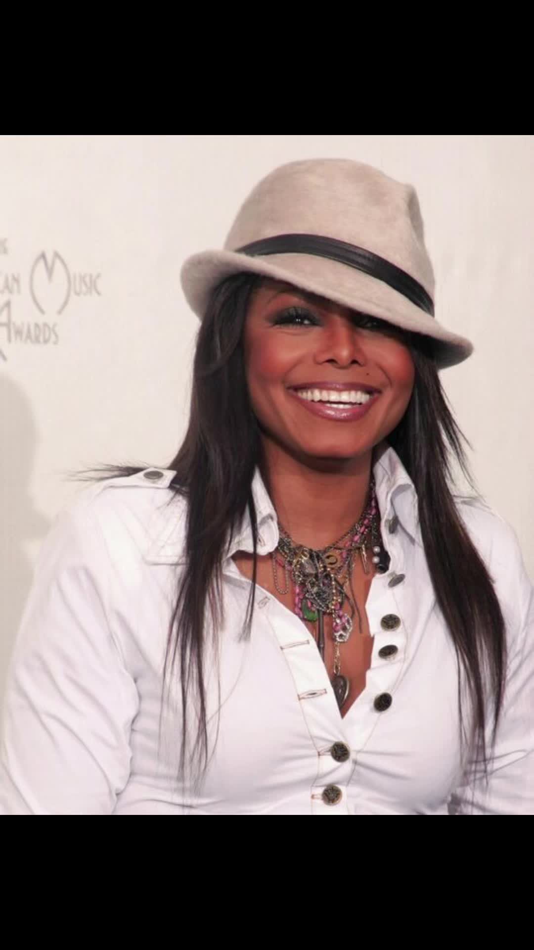 @Janfam ❤️ fanpage🐾🍾🐝