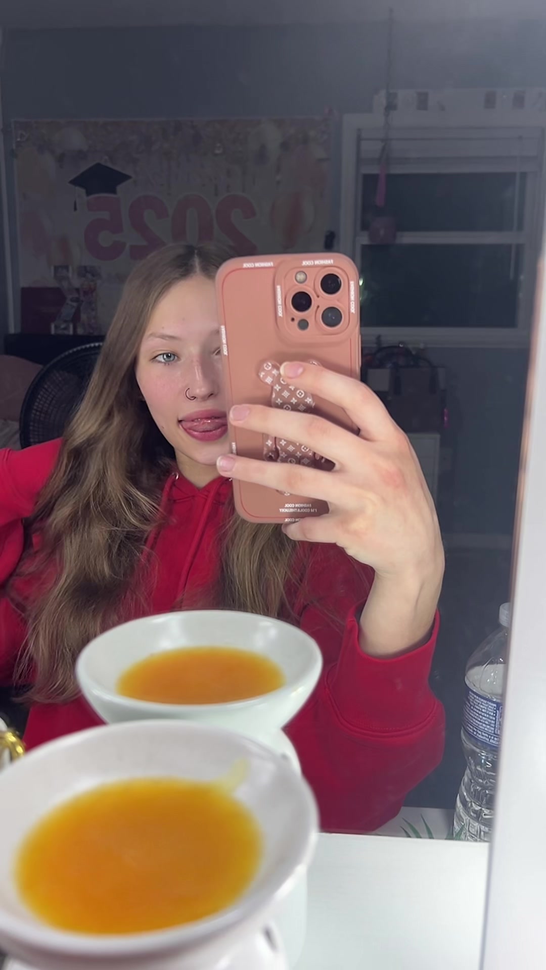 @shestooblunt