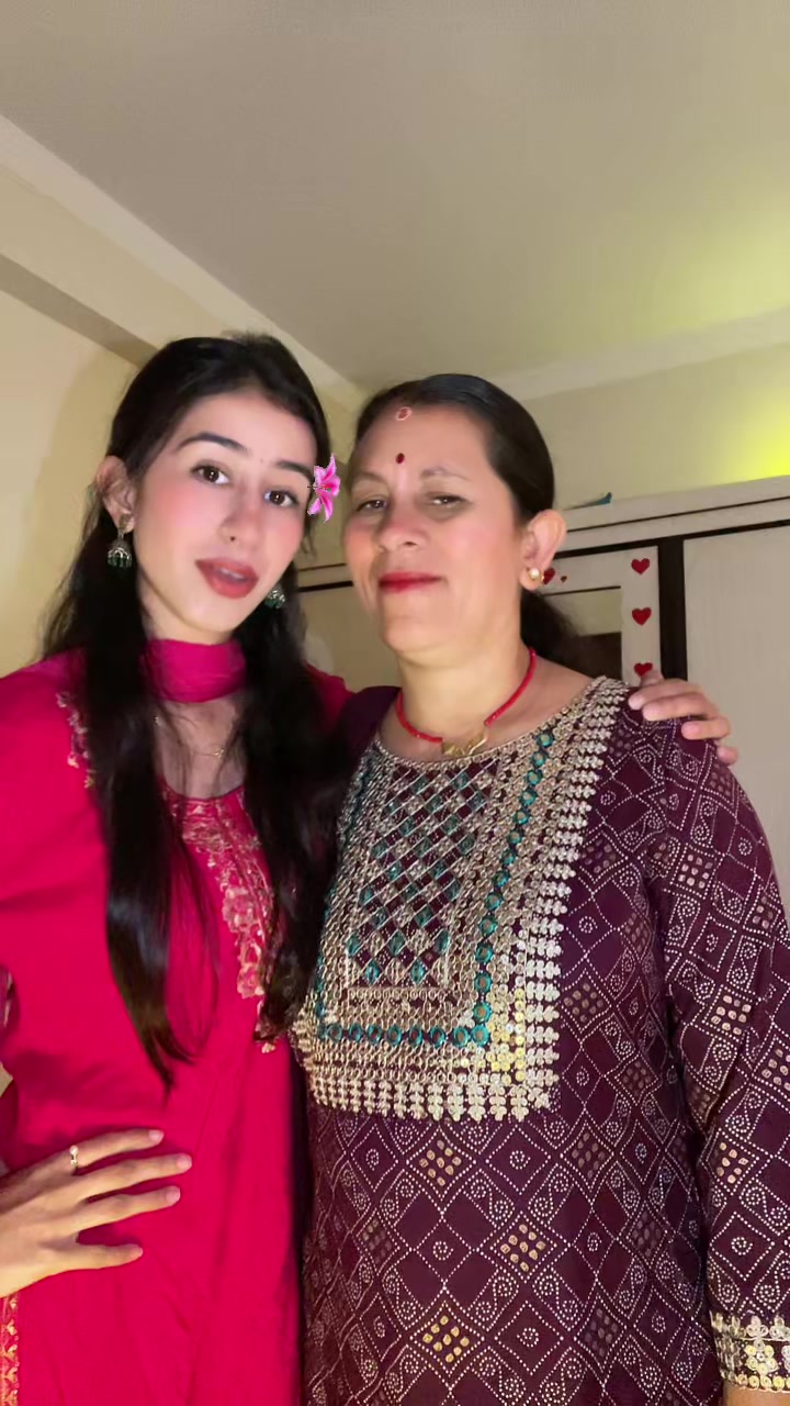 @pratiksha_paneru