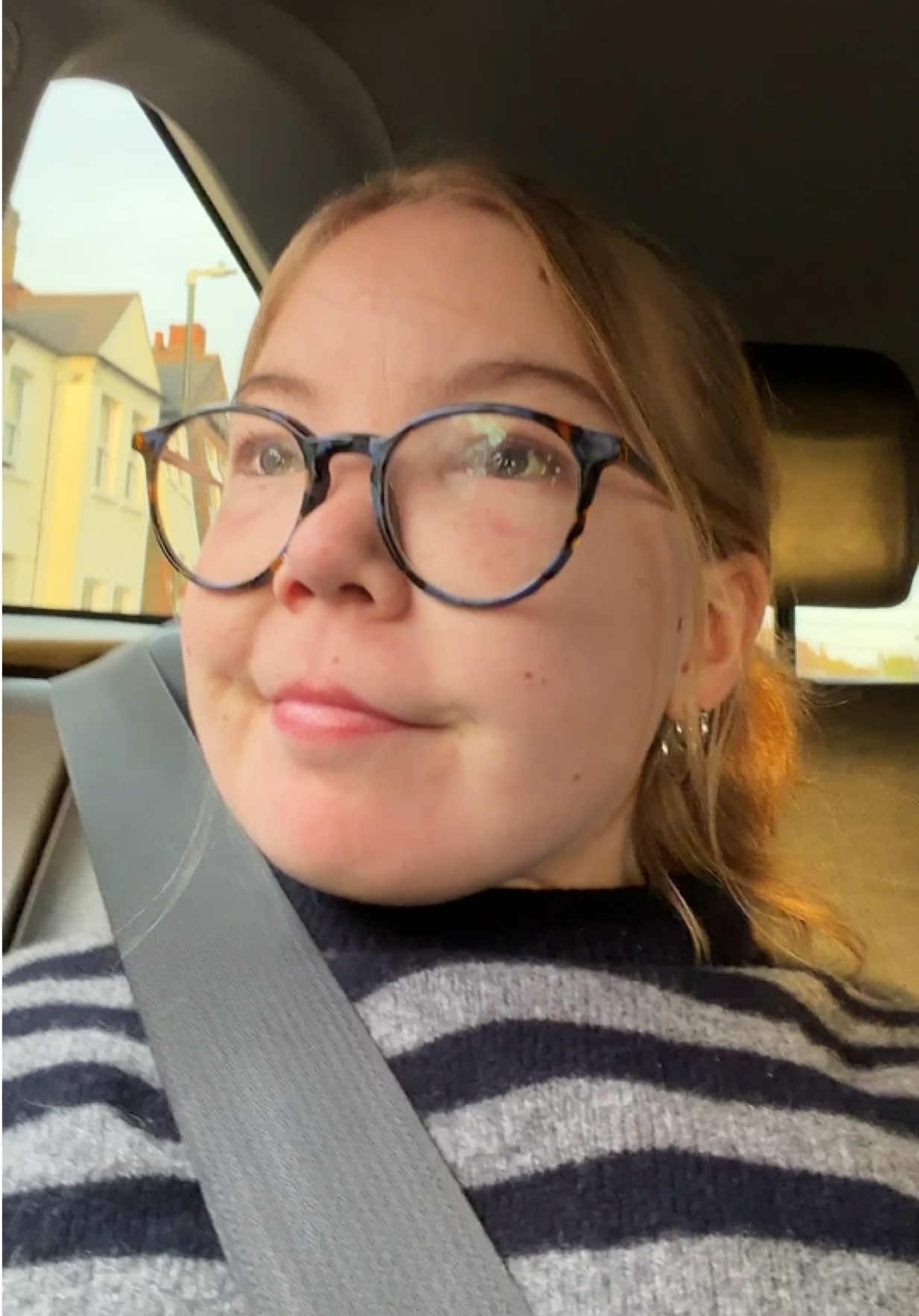 @bella_does_whatever
