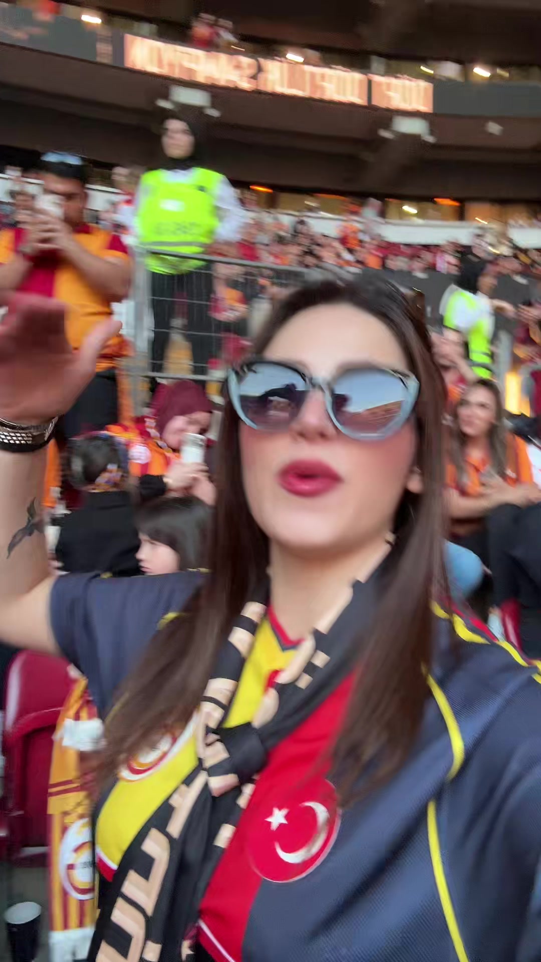 @DişiAslan💛❤️