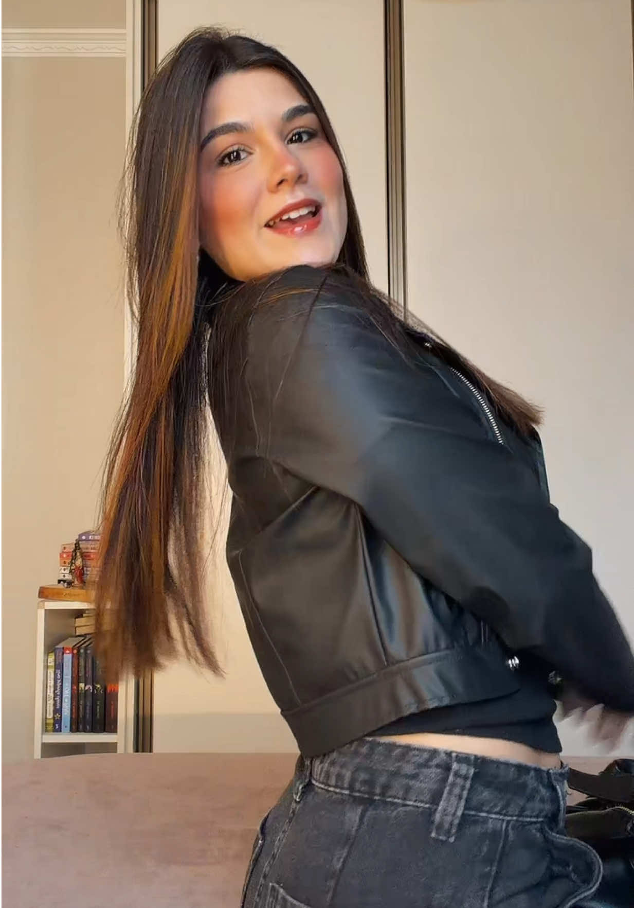 @isamiralha