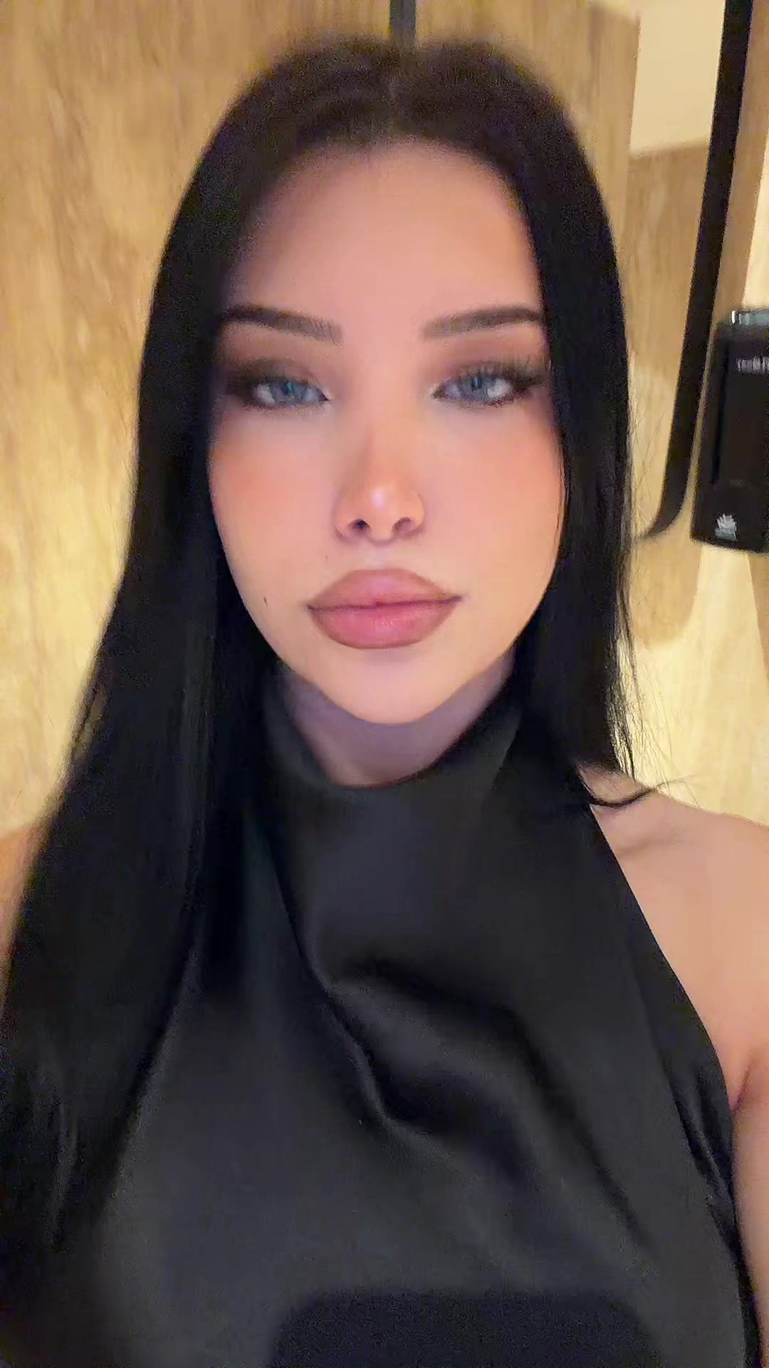 @Nisa