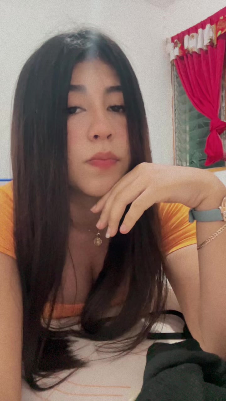 @亚米莱斯·卡诺🧔🏻♀️🖤