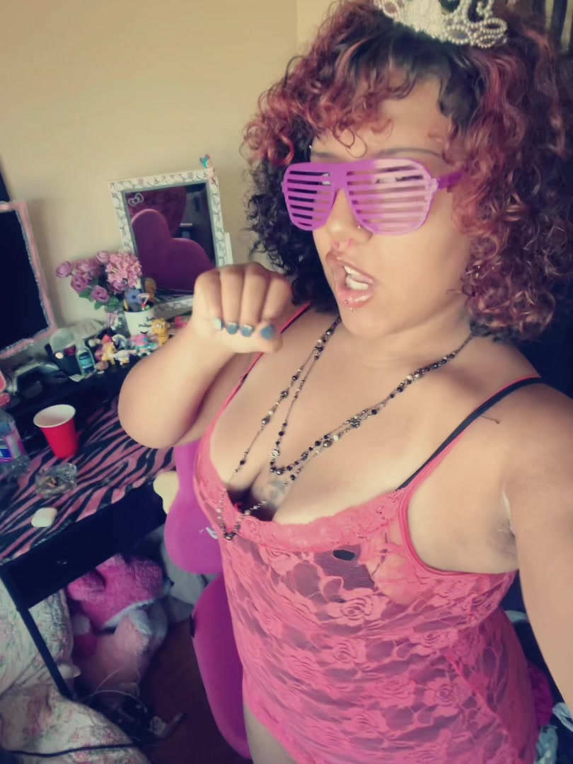 @🦄