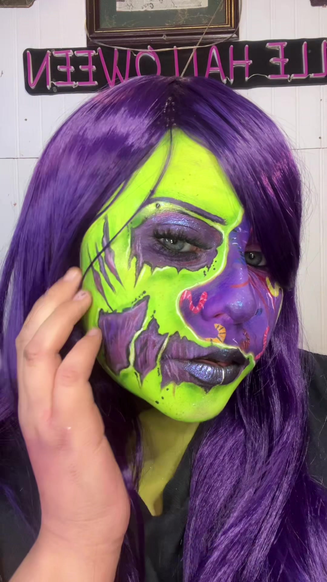 @Ellehalloween