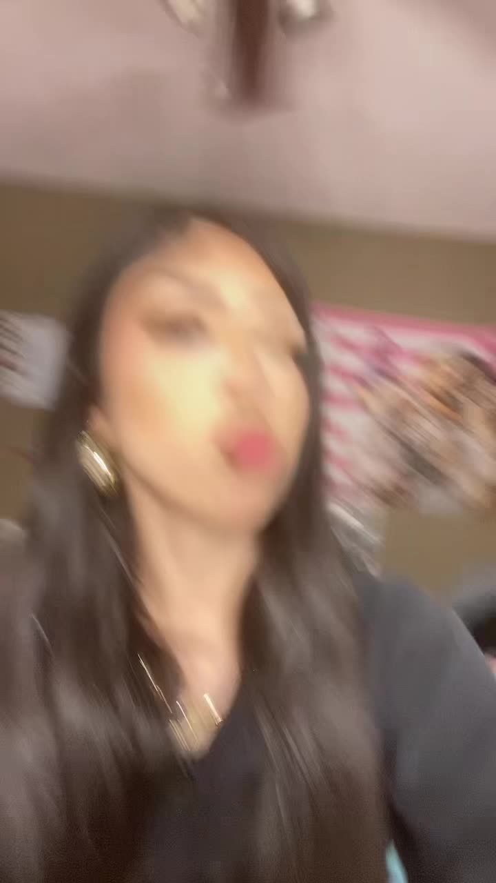 @sydneyfanelle