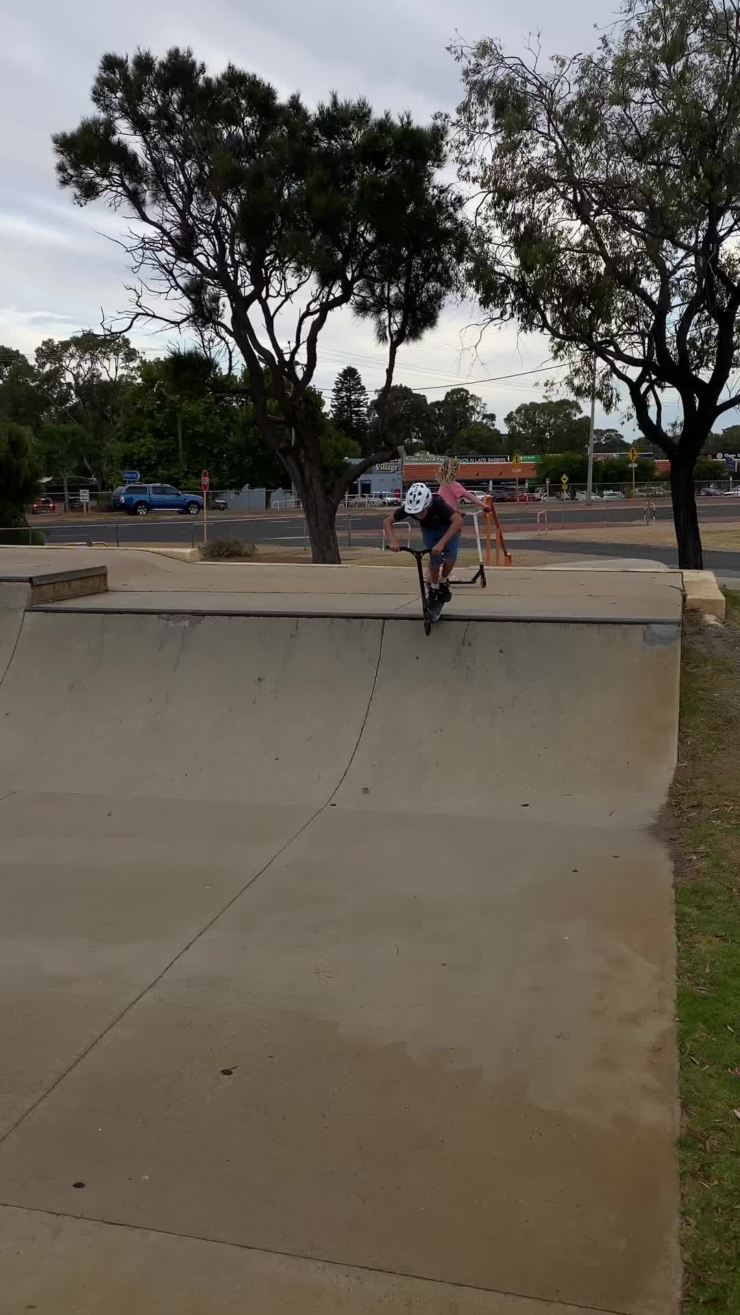 @️𝔦𝔱𝔰_𝔷𝔞𝔠𝔥👌🛴🚲