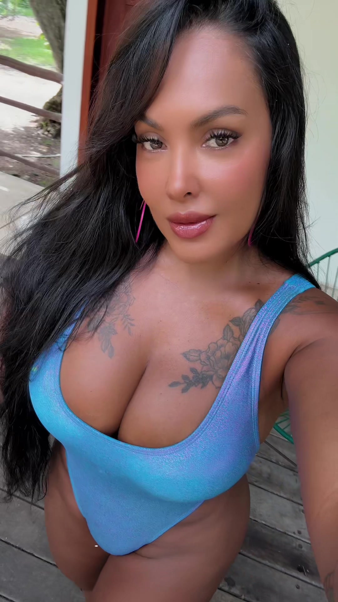 @nina_mercedez_videos