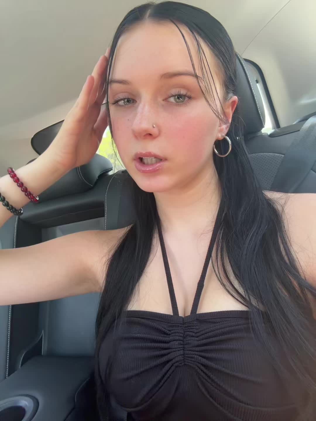 @Chloe