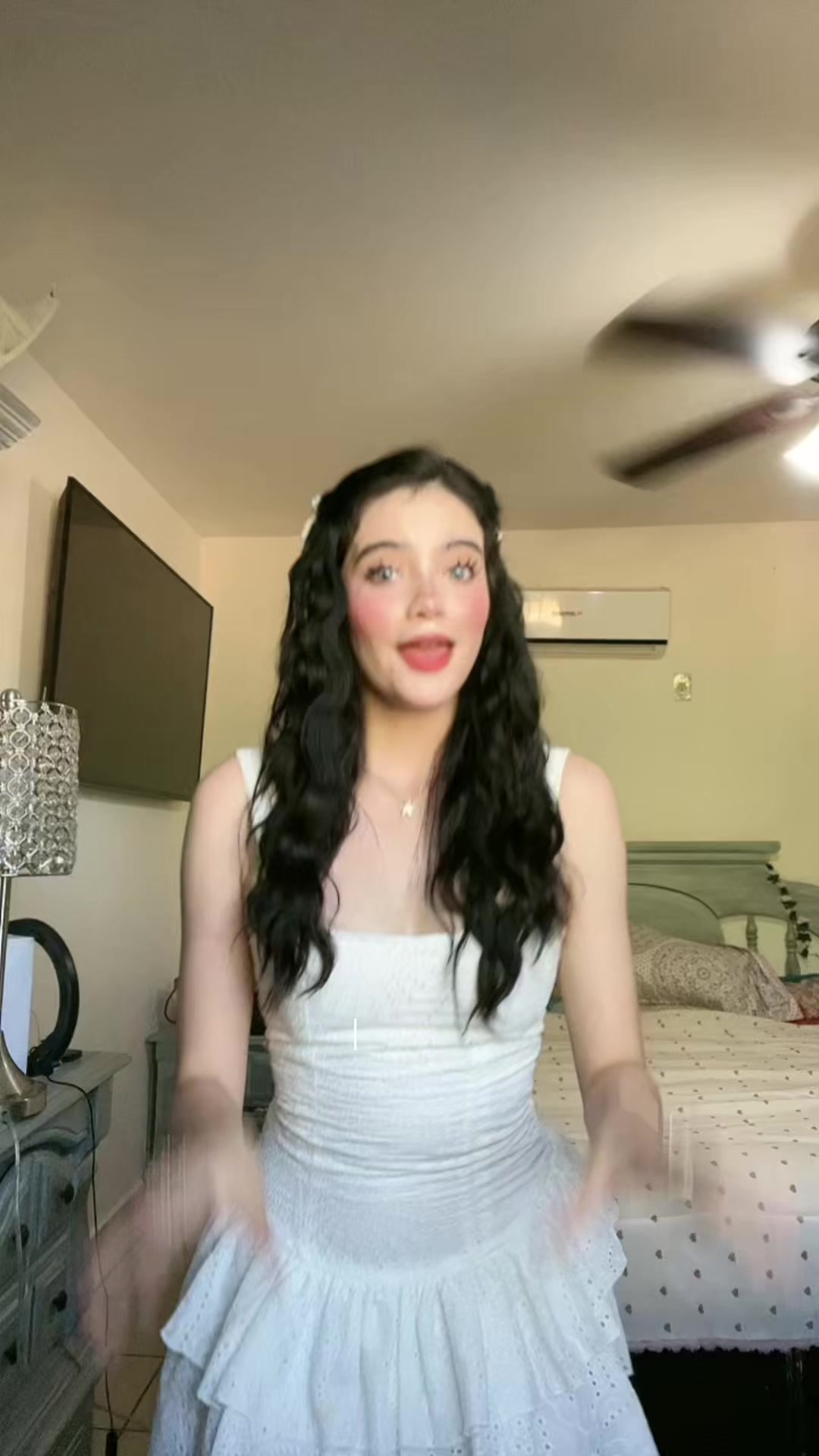 @Lizbeth Sofía 🦢