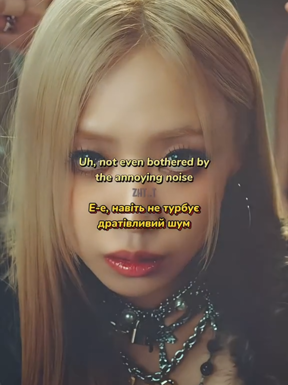 @T_T