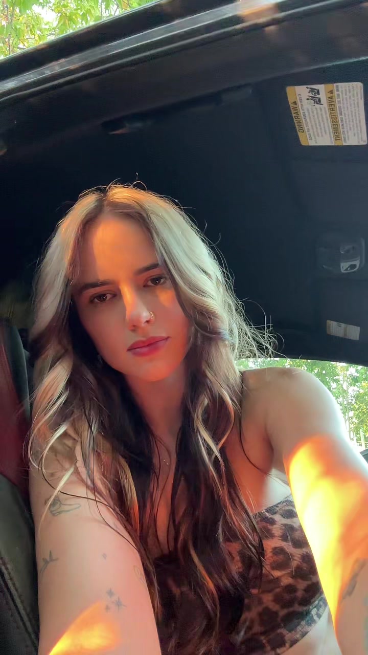 @Emily♠️