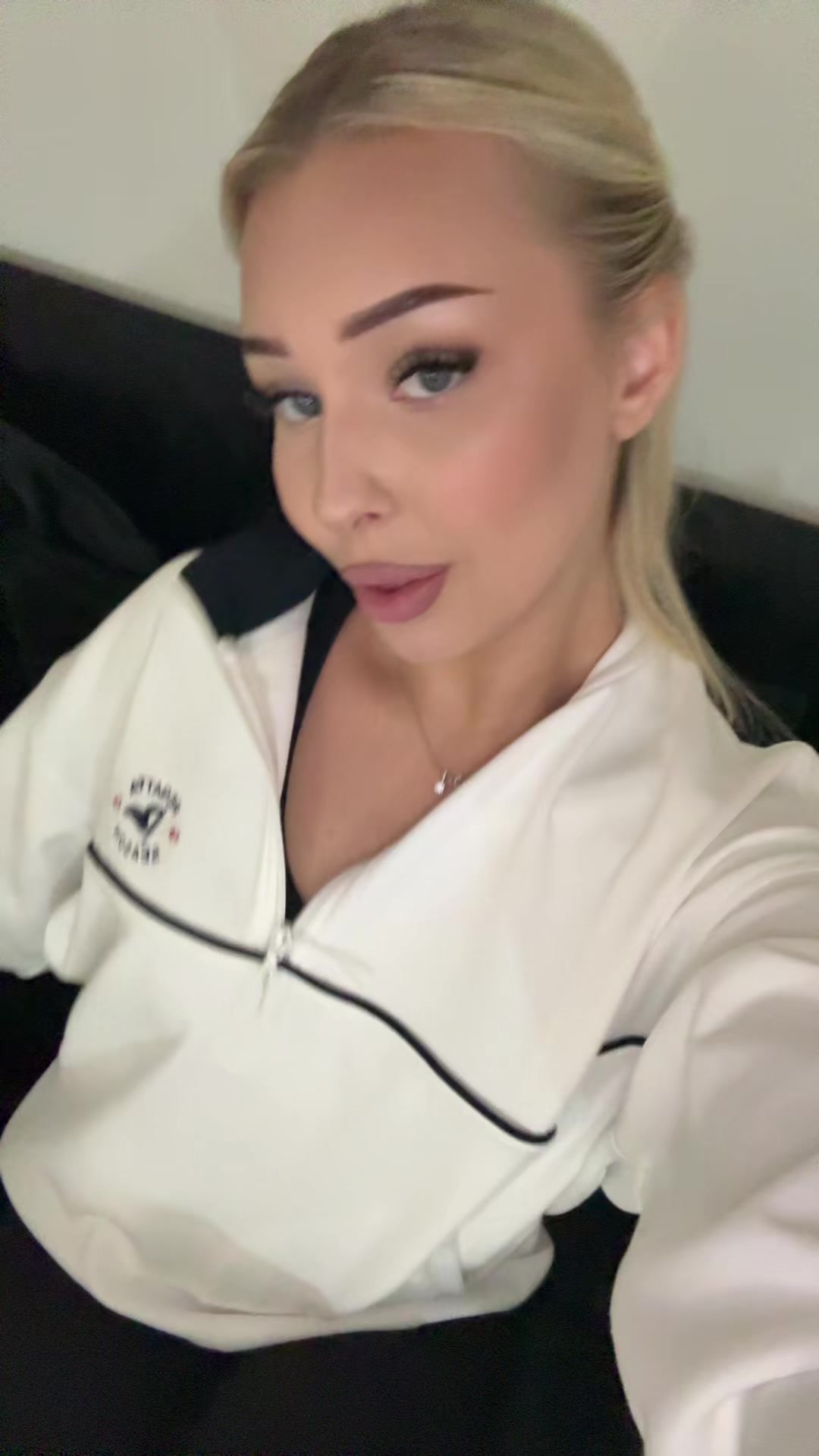 @starkovaaa