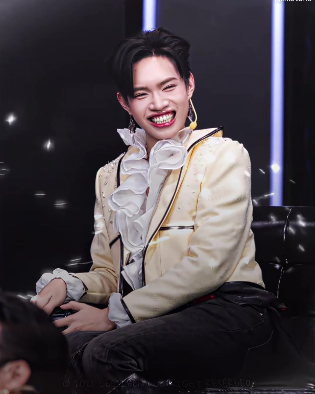 @𝙇𝙚𝙨𝙨𝙞𝙗𝙚𝙣☂︎