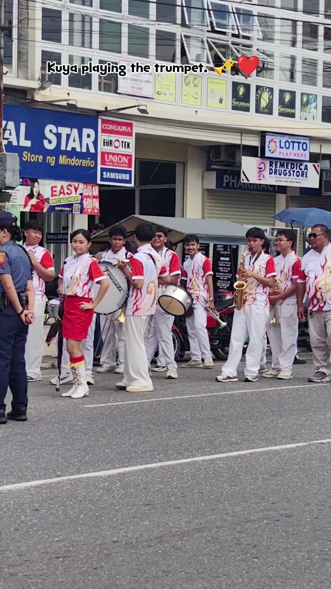 @Si Leslie Ako