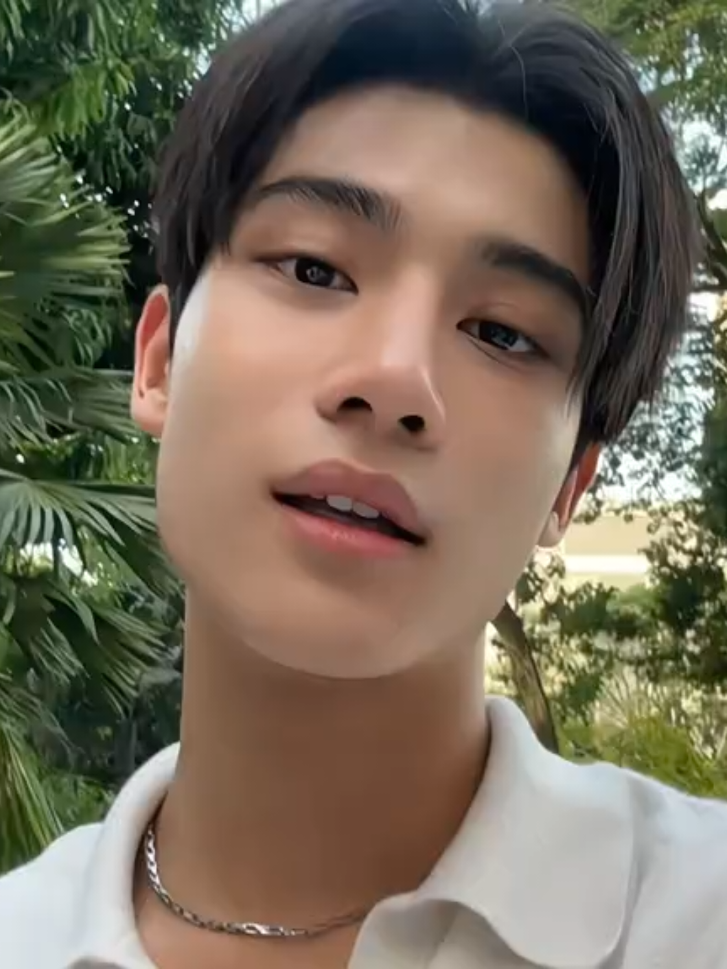 @ᶻ 𝗓 𐰁