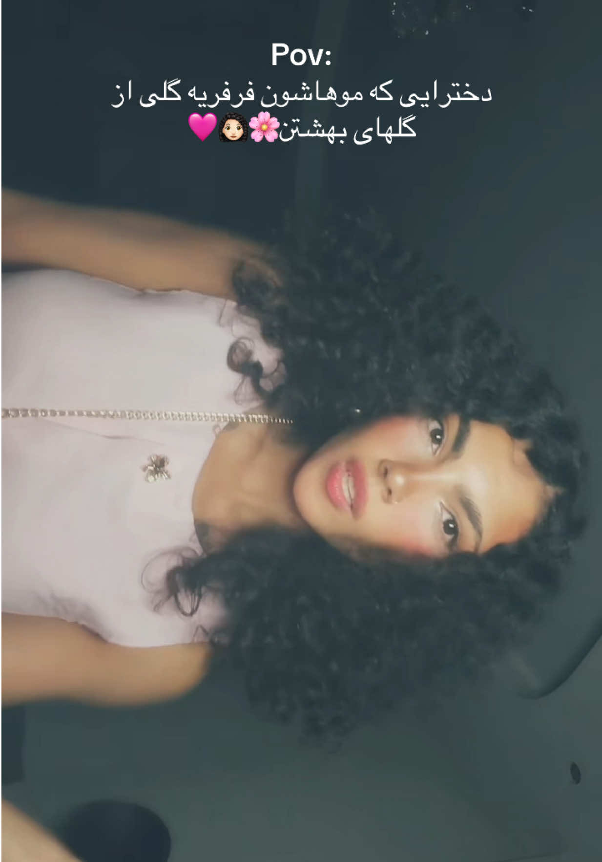 @Curlymwll