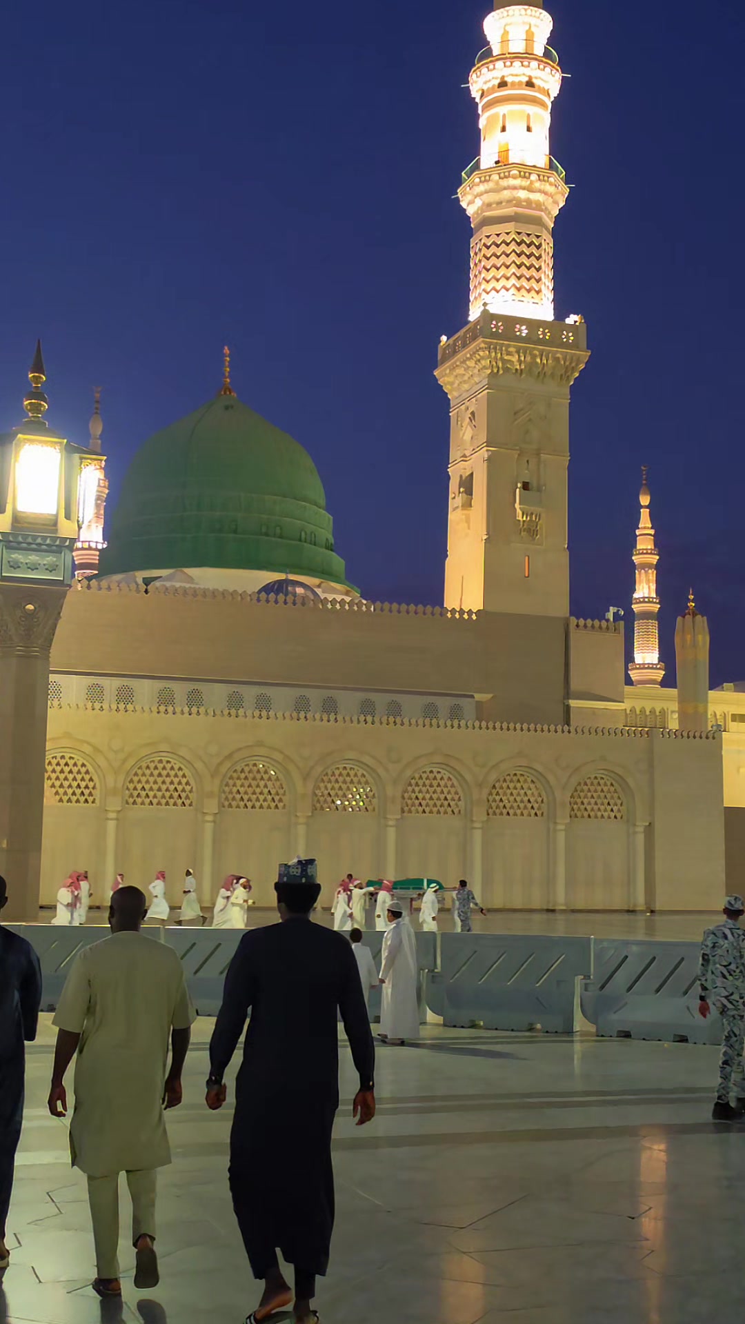 @أداس لوگ🍁