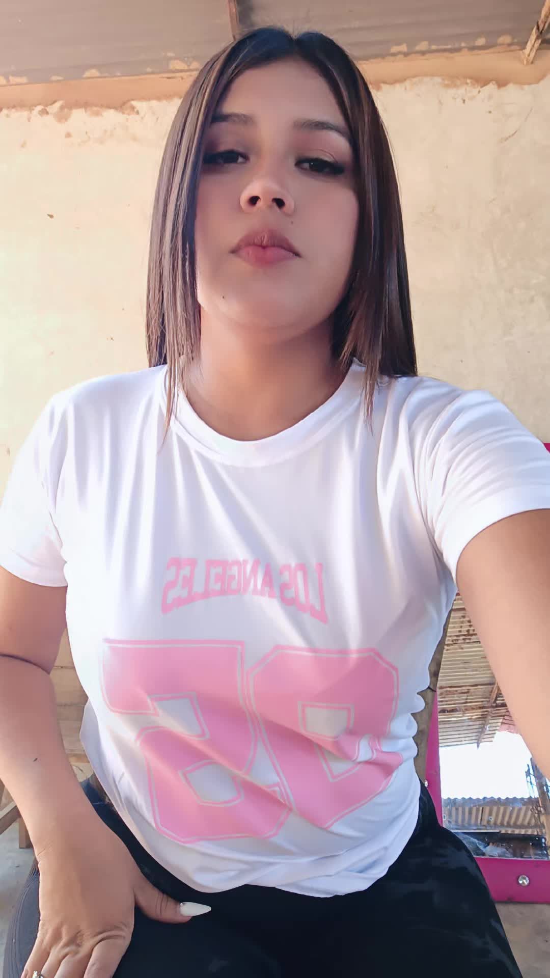 @Yunely ✨