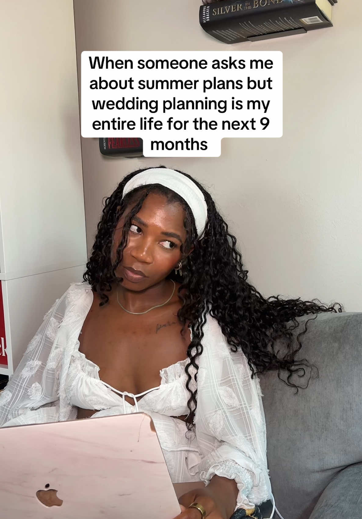 @ShanaSlays📚💍