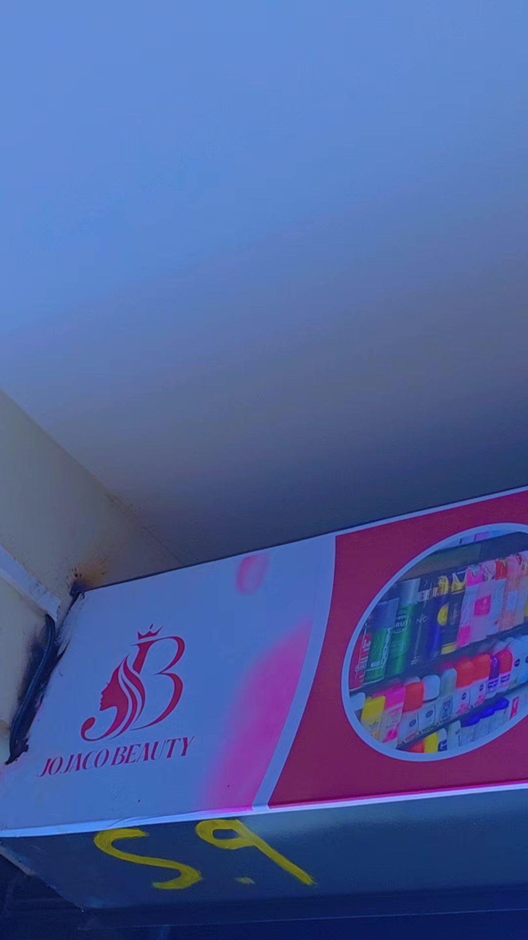 @🕊𝐑𝐈𝐑𝐔𝐌𝐀 𝐖𝐇𝐈𝐓𝐄🤍🦋