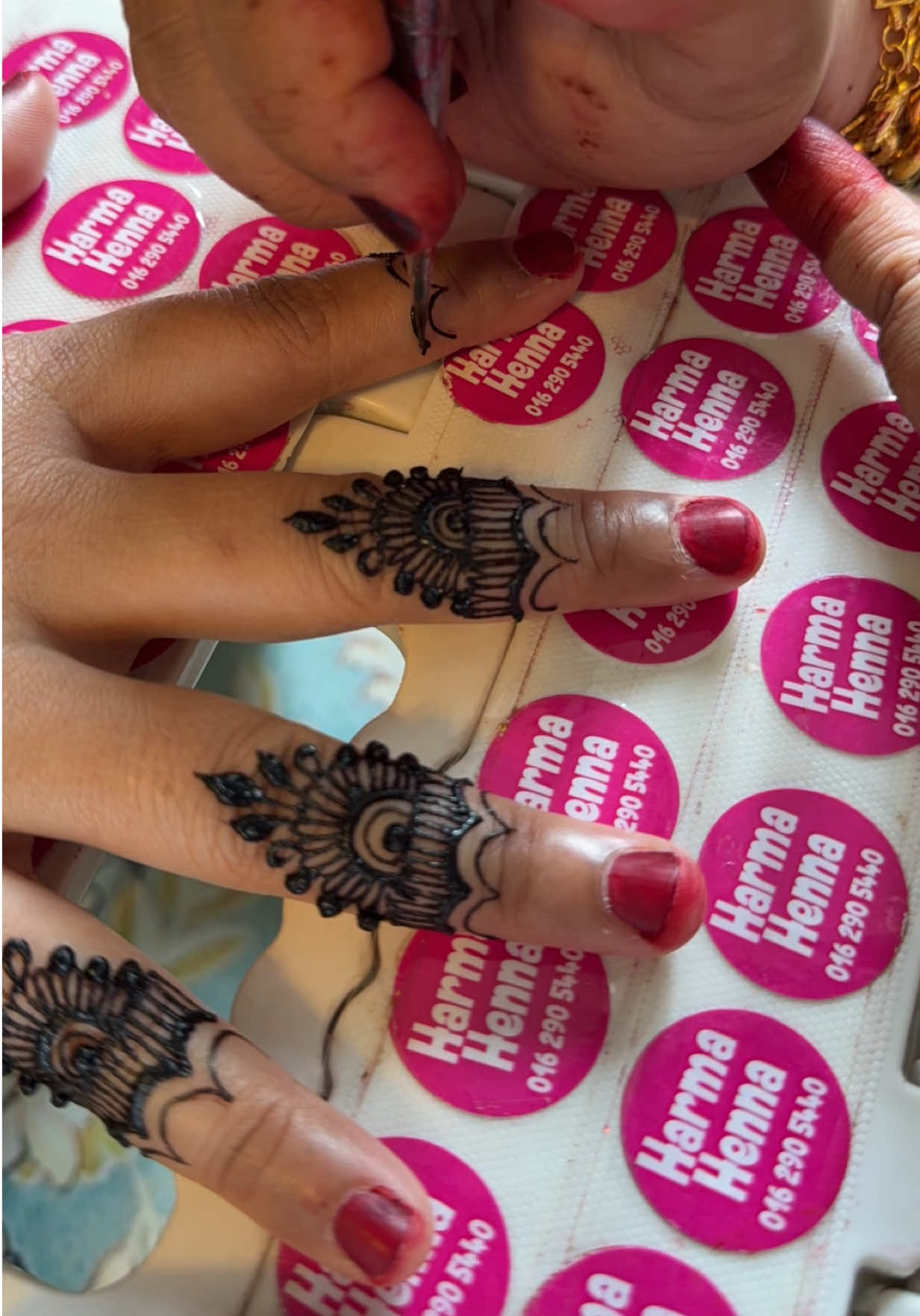 @Harma_henna