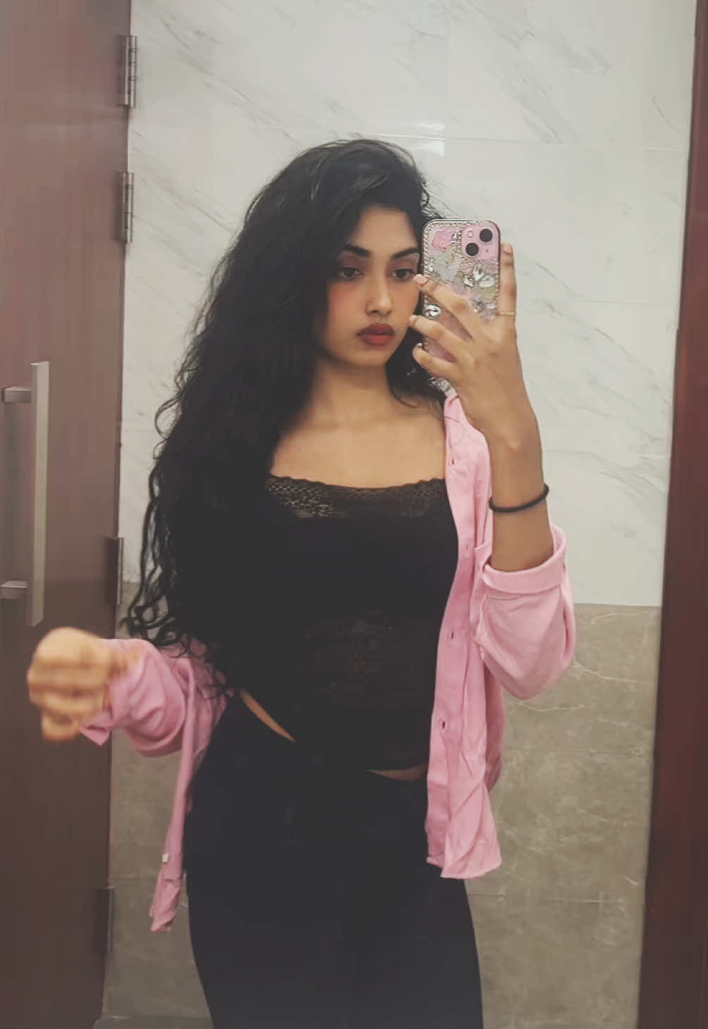 @sheneliromaya