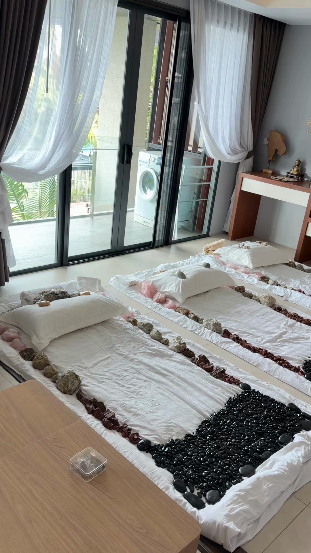 @OmmiOmmi