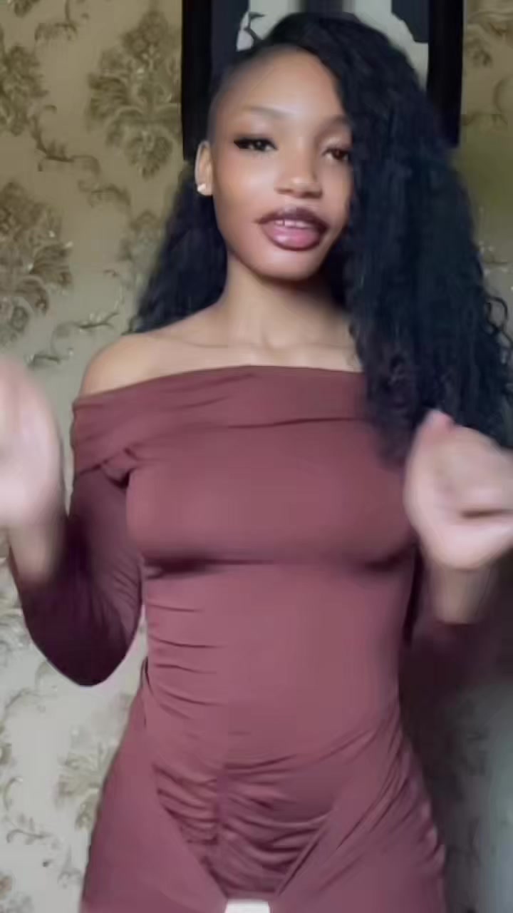 @Official Pretty Abigail