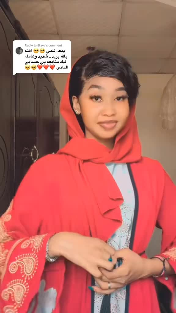 @Queena_manu