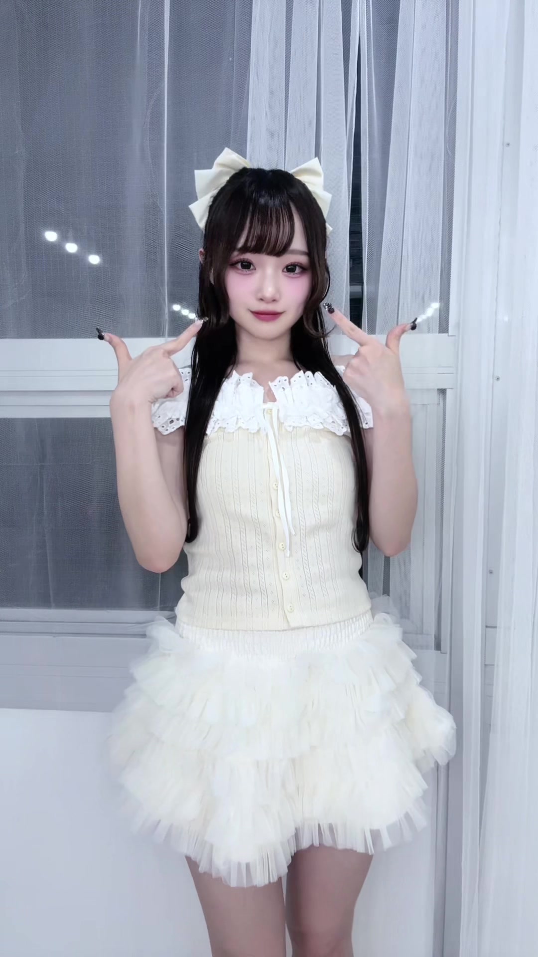@にしのありさ