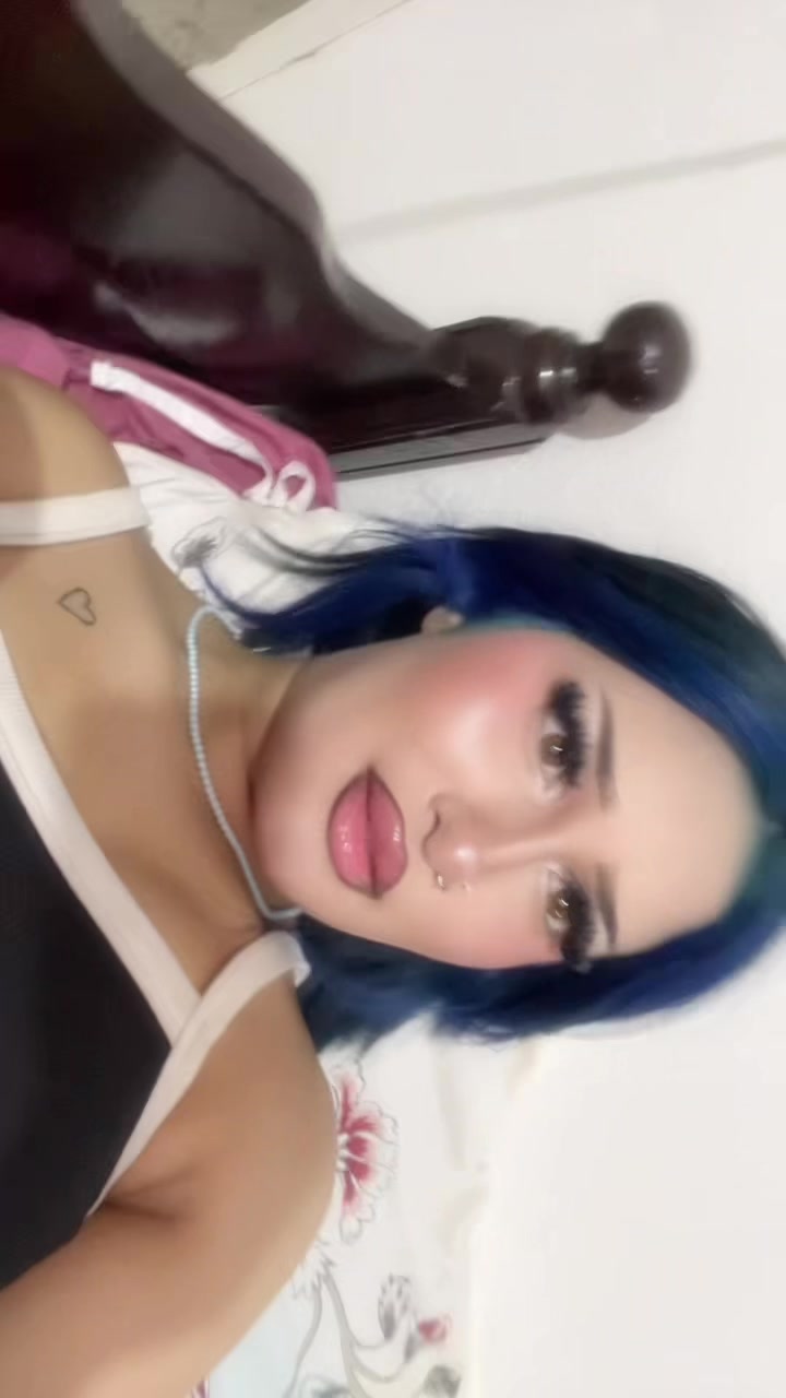 @Latina