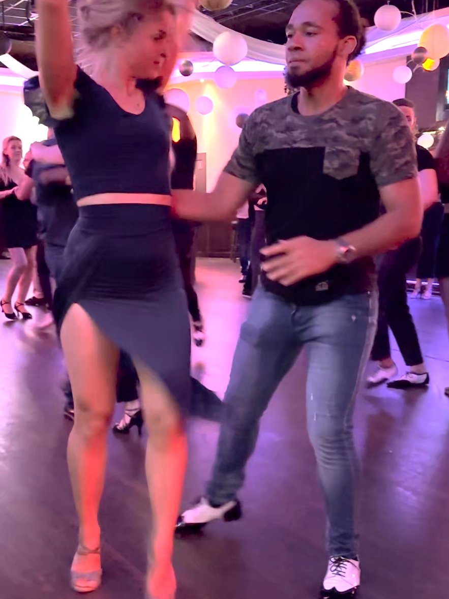 @Salsa Libre Dansschool
