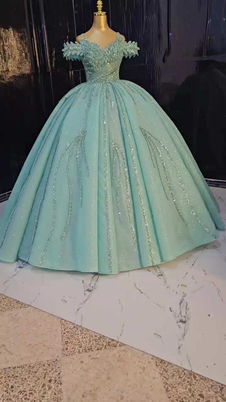 @سترة ملكة